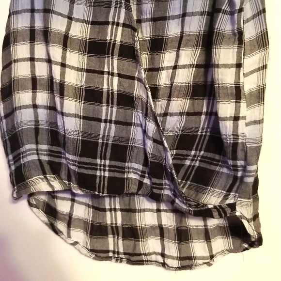 Splendid Plaid Surplice Tank Sleeveless Cotton Gauze Style Crinkle Blue Black Wh - Picture 5 of 7